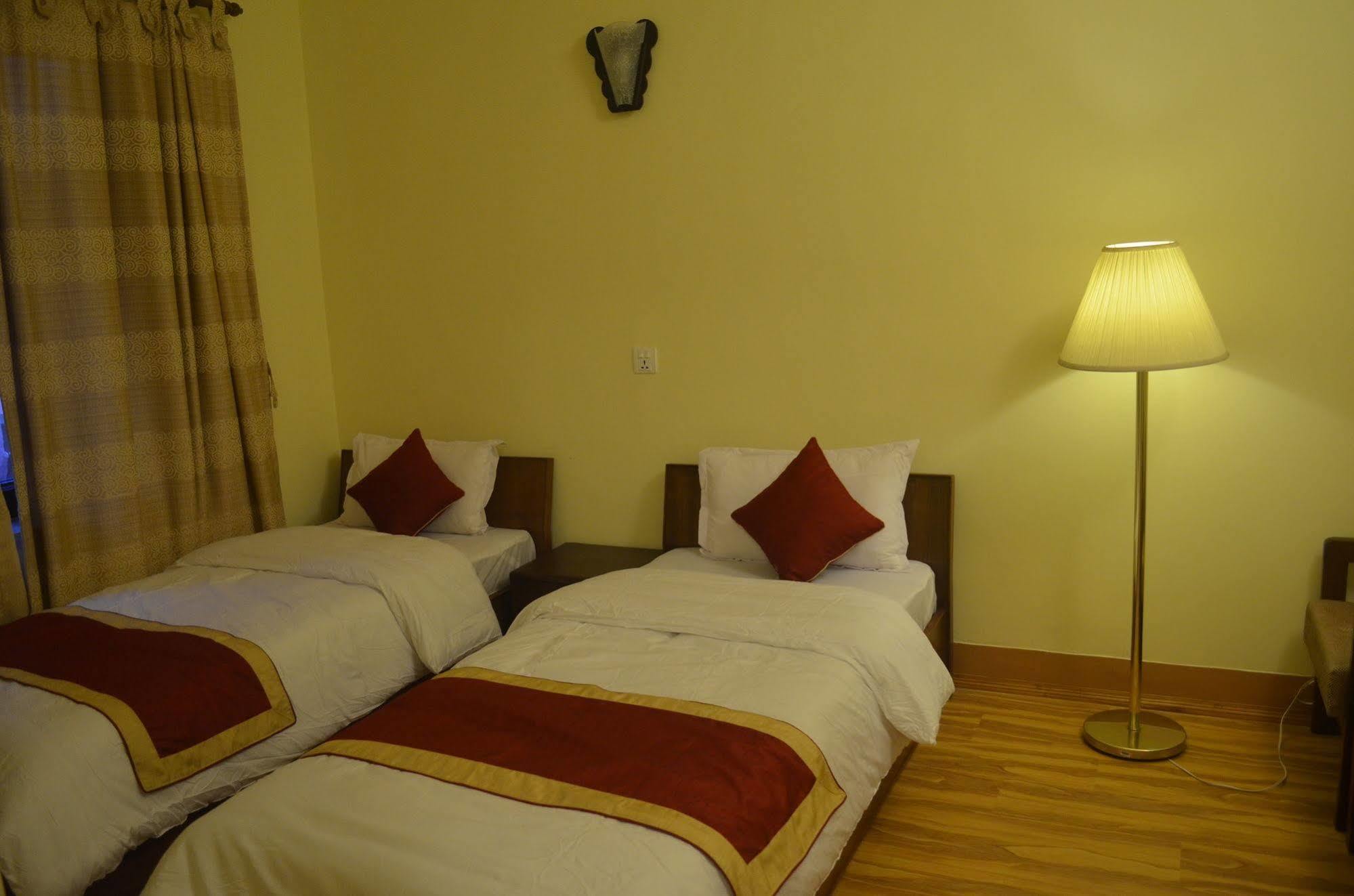 Potala Tourist Home Katmandu Eksteriør billede