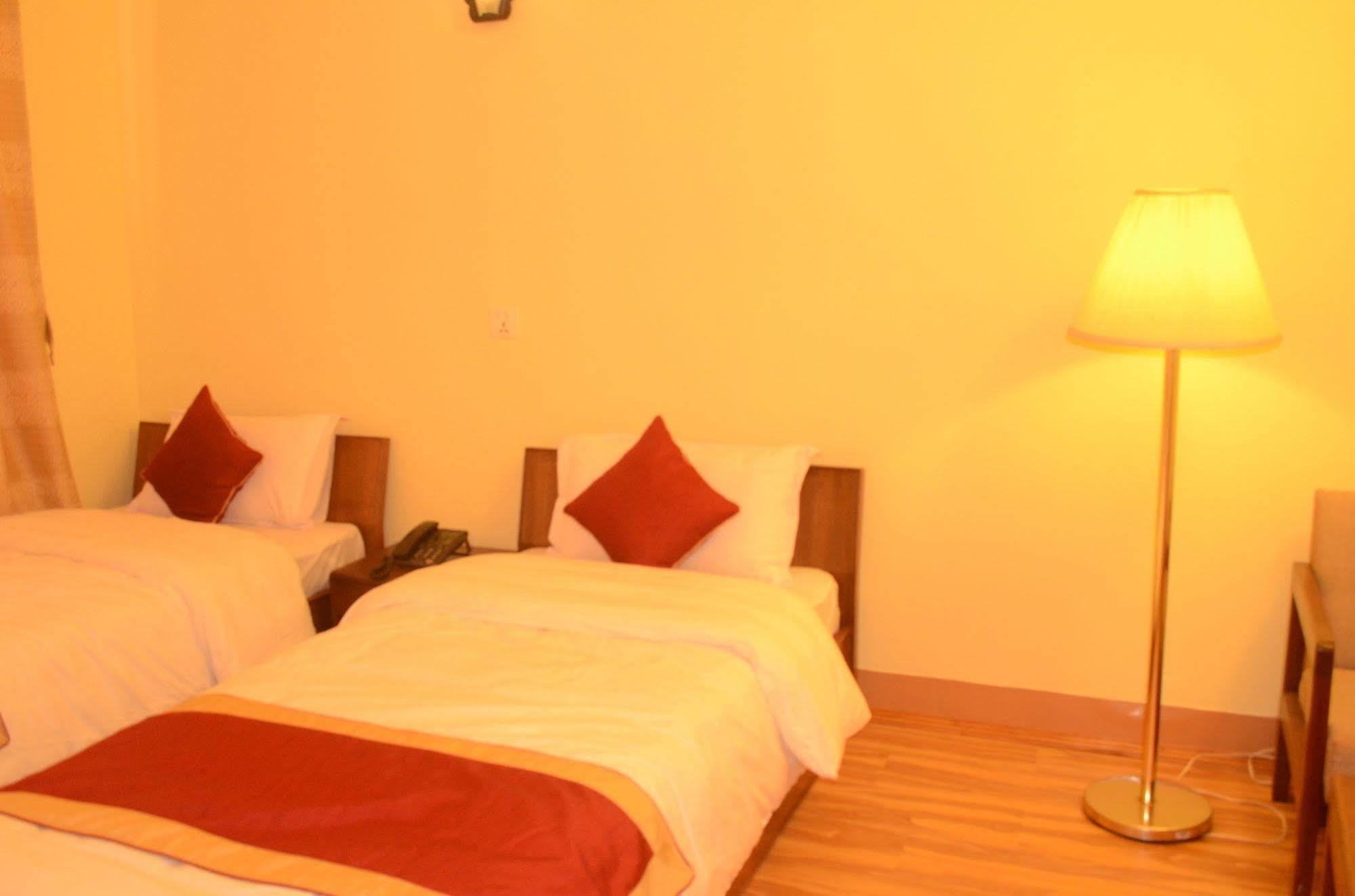 Potala Tourist Home Katmandu Eksteriør billede